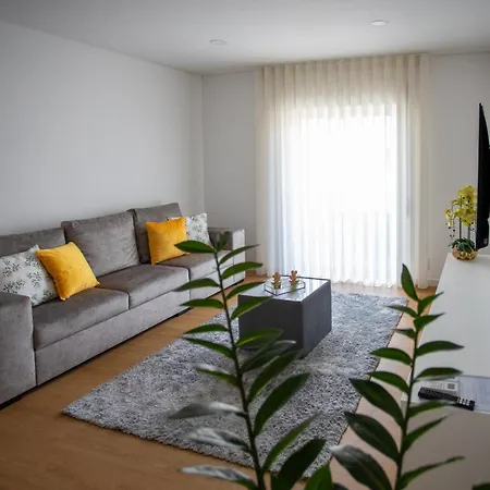 Matriz Iv - T3 No Centro De Appartement Fafe
